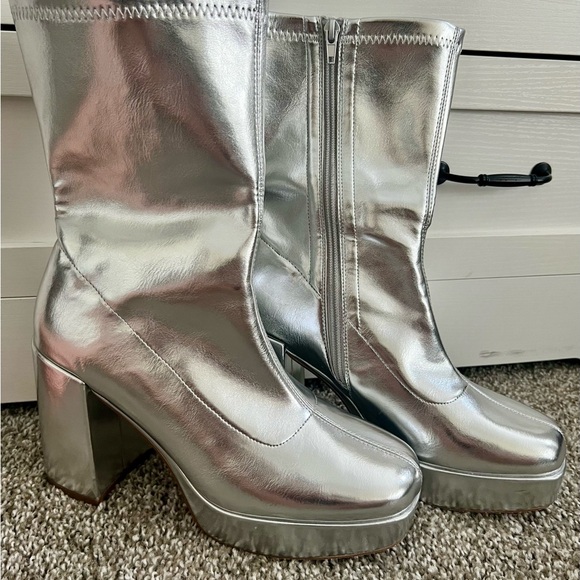 Silver Platform Ankle Boots - Picture 1 of 2